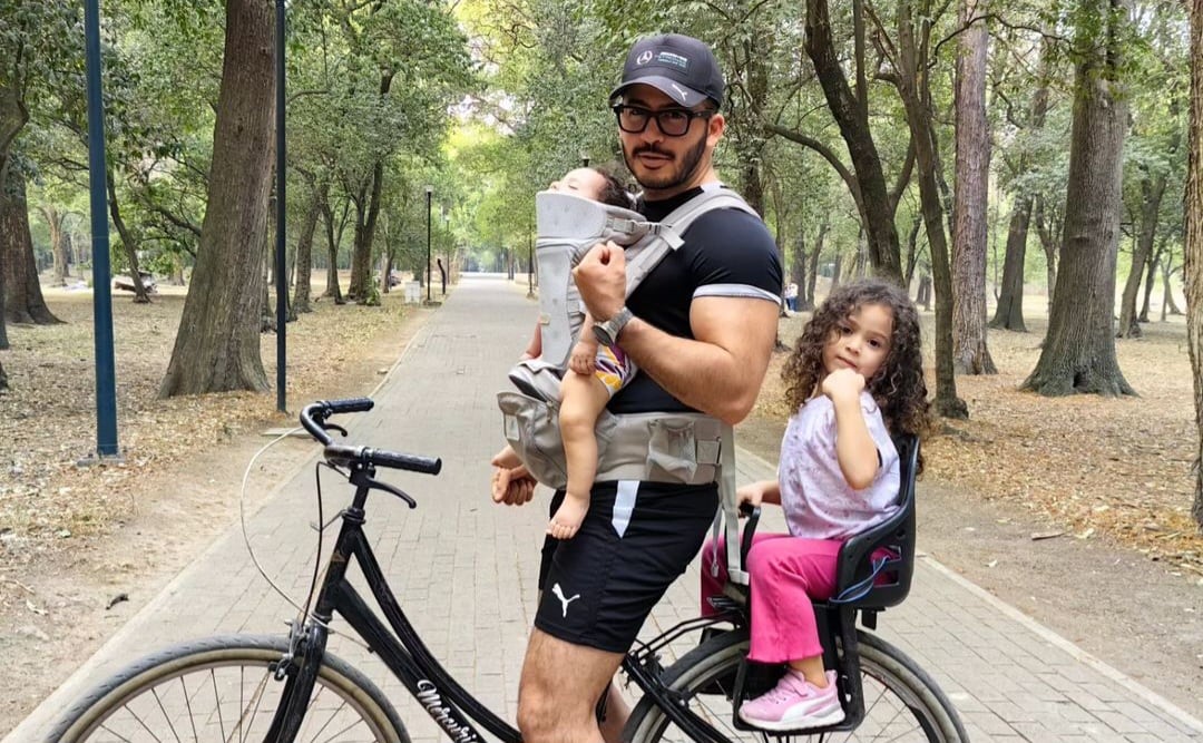 Pedro Pablo Gamboa Gamboa y sus hijas