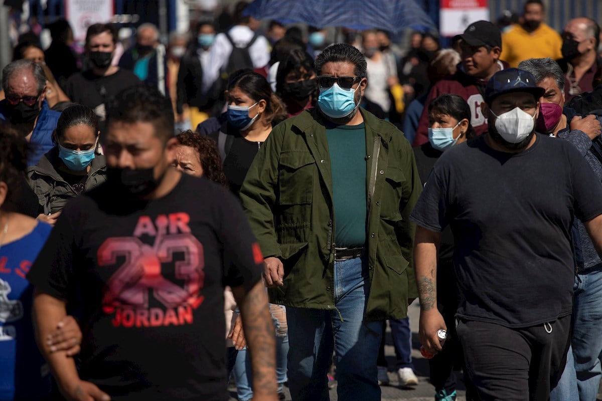 OMS aprueba vacuna hecha por México y Argentina