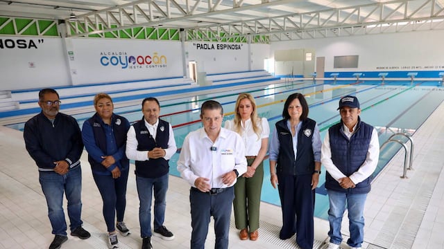 Giovani Gutiérrez reabre alberca semiolímpica "Paola Espinosa" en Villa Panamericana.