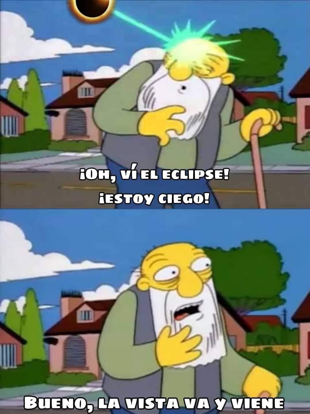 Memes de ojos rojos por el eclipse