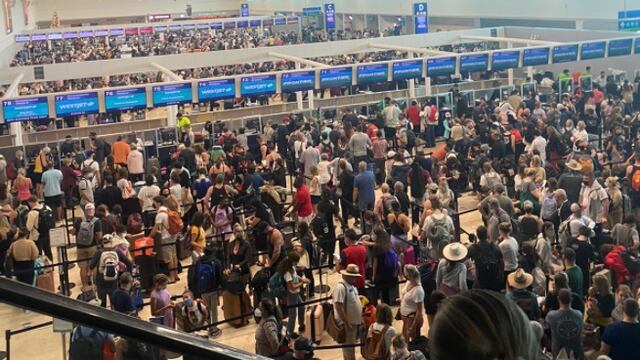 Aeropuerto Internacional de Cancún