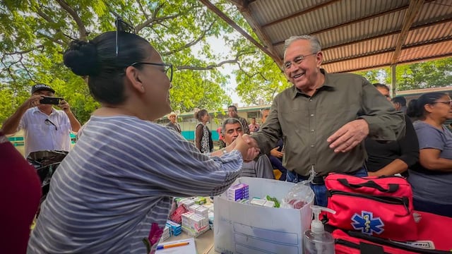 Rubén Rocha reitera su apoyo a damnificados por Norma