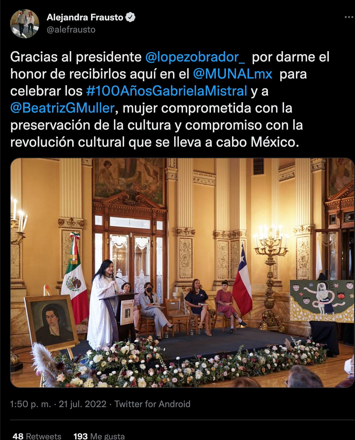 Beatriz Gutiérrez celebra el acento chileno de Mon Laferte por el aniversario de Gabriela Mistral