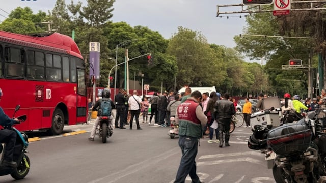Bloqueo hoy en CDMX: Cierran Sur 157 y Eje 4 Sur; Línea 2 del Metrobús afectada