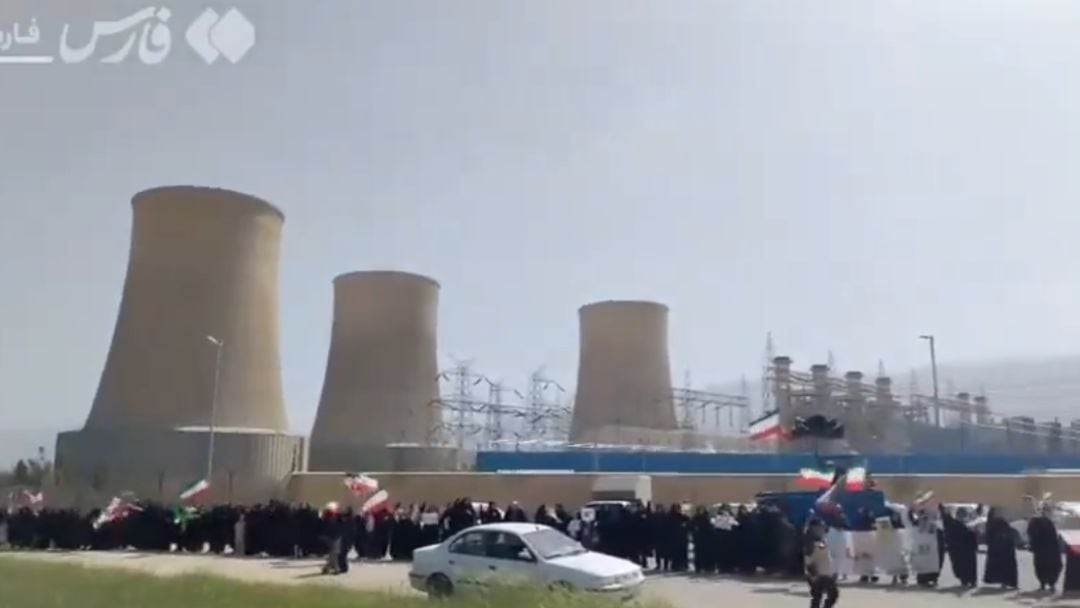 Cadenas humanas en Irán tras advertencias de Trump generan impacto