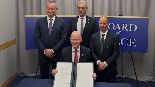 FIFA firma acuerdo con Consejo de Paz para recuperación de Gaza