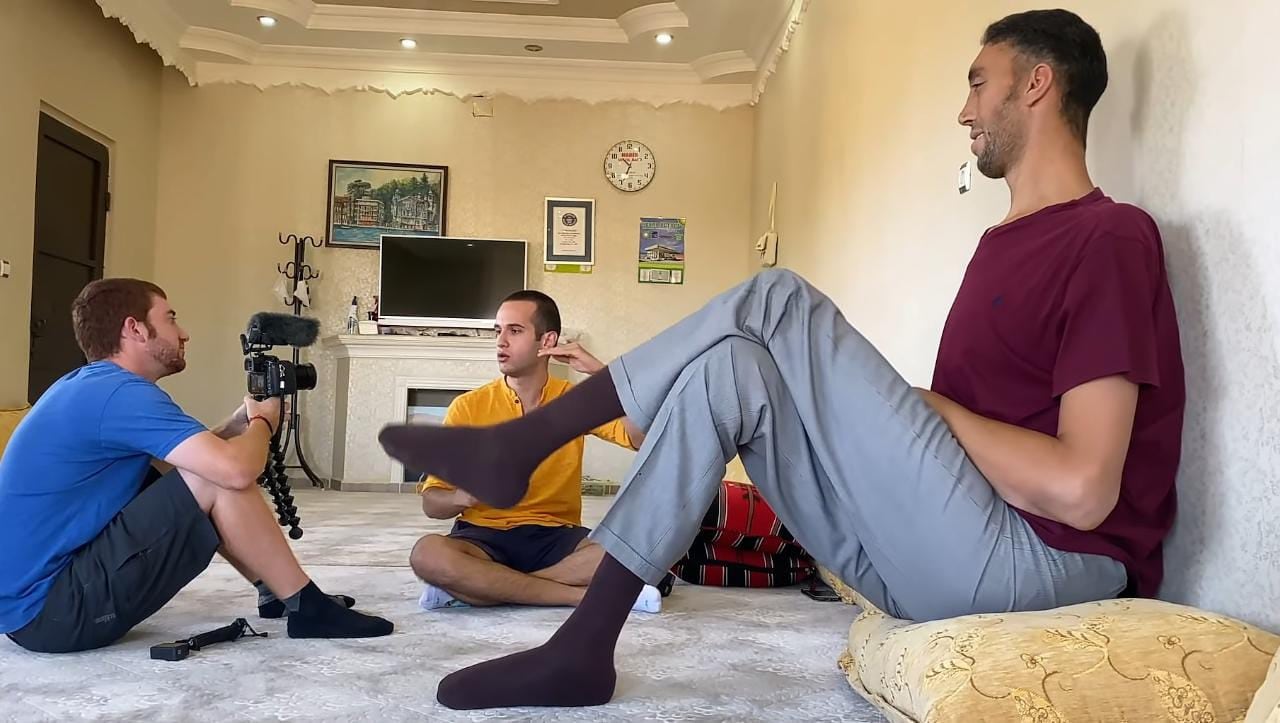 Sultan Kosen, el hombre más alto del mundo