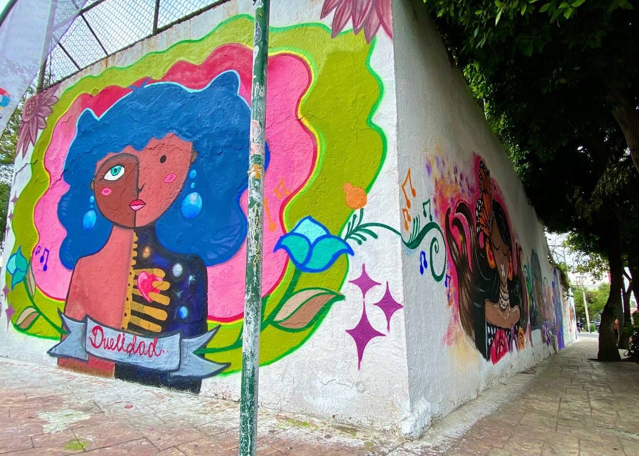Lía Limón inaugura murales hechos en Álvaro Obregón por artistas urbanas