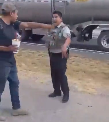 San Luis Potosí: habitantes y Guardia Nacional se enfrentan por rapiña de lavadoras