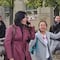 VIDEO: Anabel Hernández es agredida por seguidores de Morena tras sentencia a Genaro García Luna