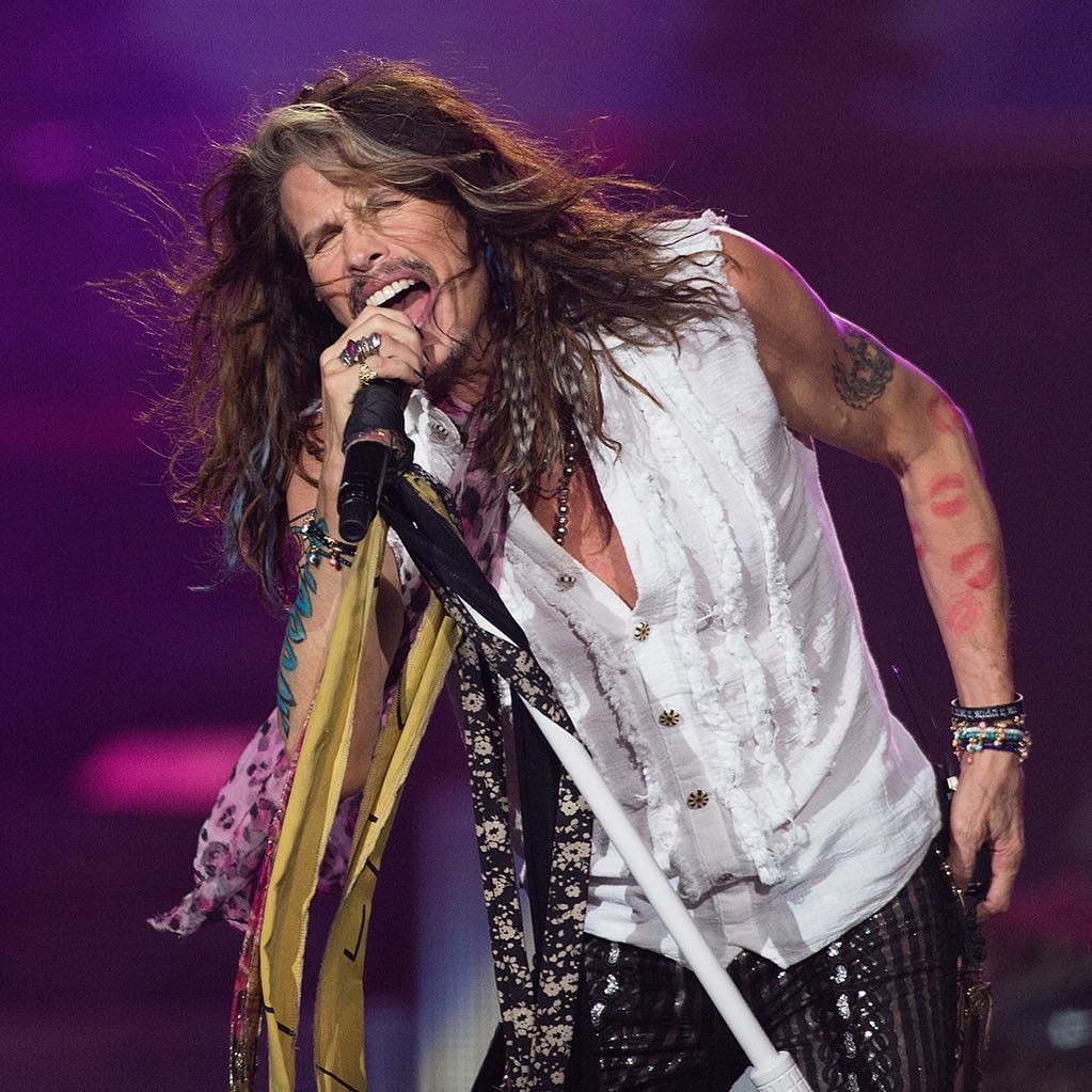 La salud de Steven Tyler, vocalista de Aerosmith, preocupa a sus fans