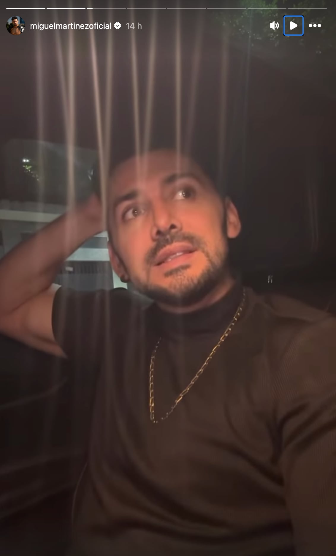 Miguel Martínez denuncia que el valet parking le robó algunos artículos de su auto