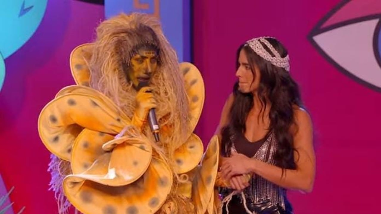 Bárbara de Regil elimina PaperCut