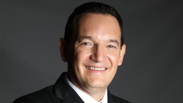 Jesús Luján, el “rey del parto inducido”