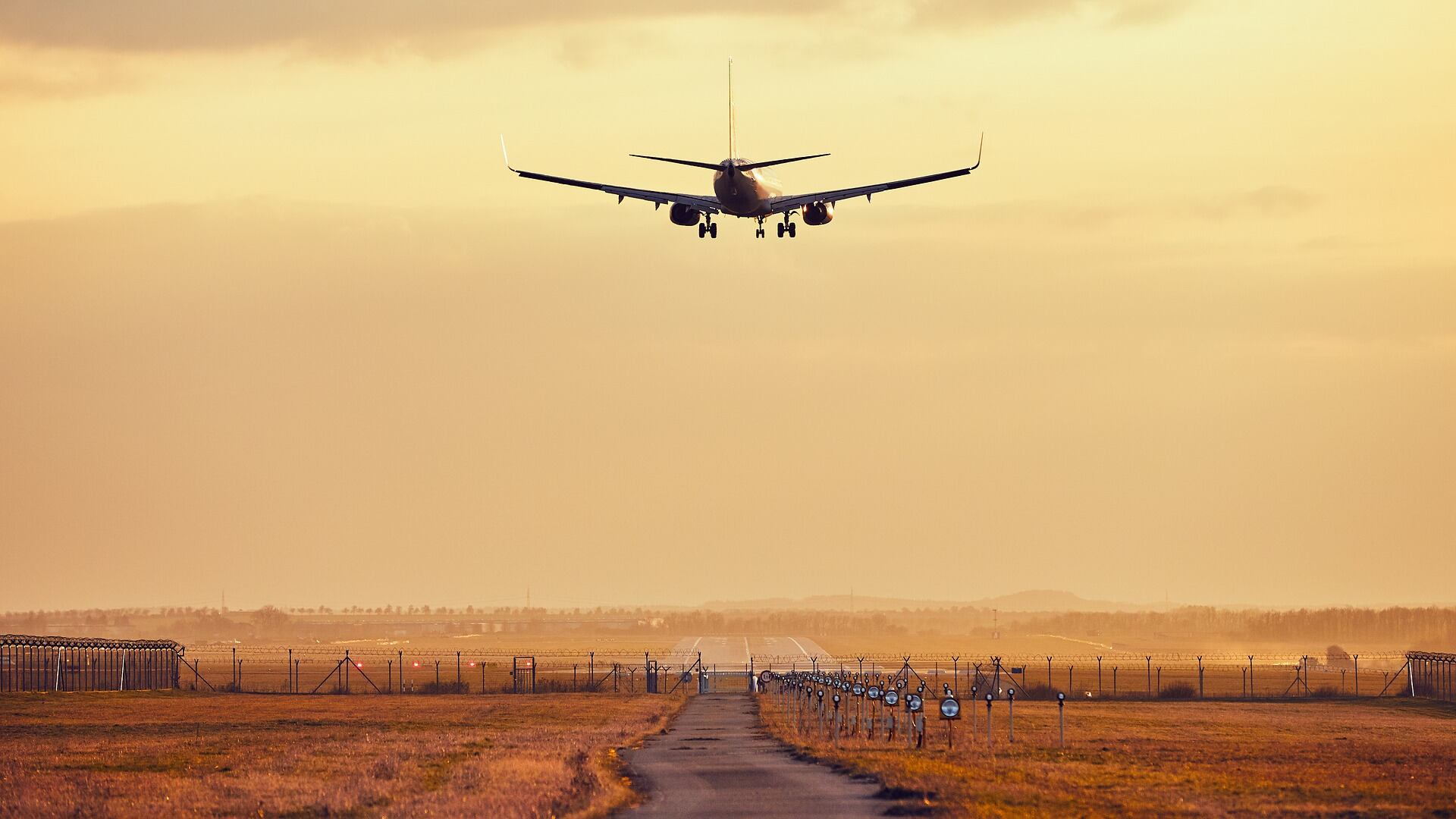 Rediseño del espacio aéreo reduce demoras y contaminación: SCT