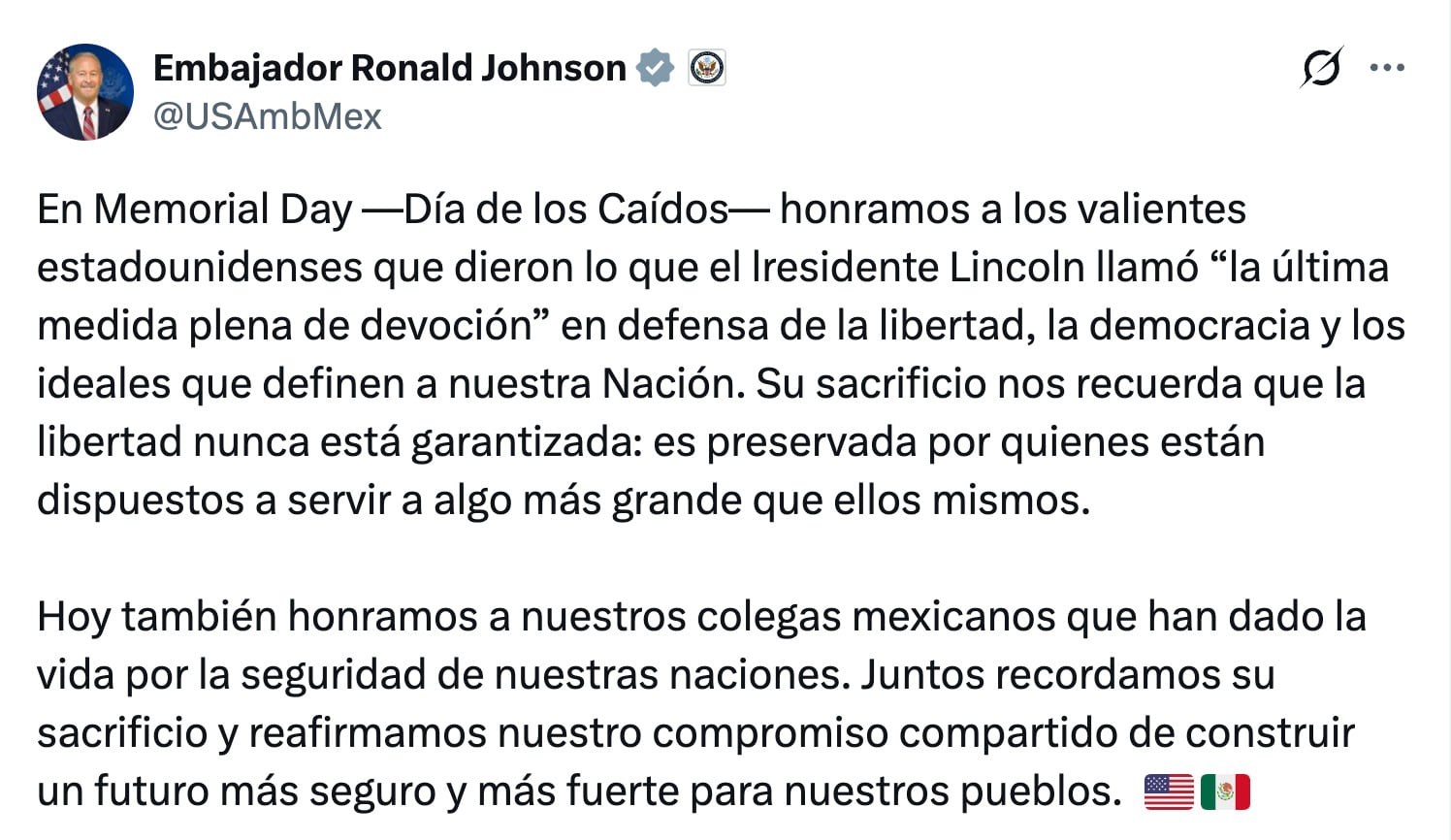 Ronald Johnson honra a mexicanos en el Día de los Caídos