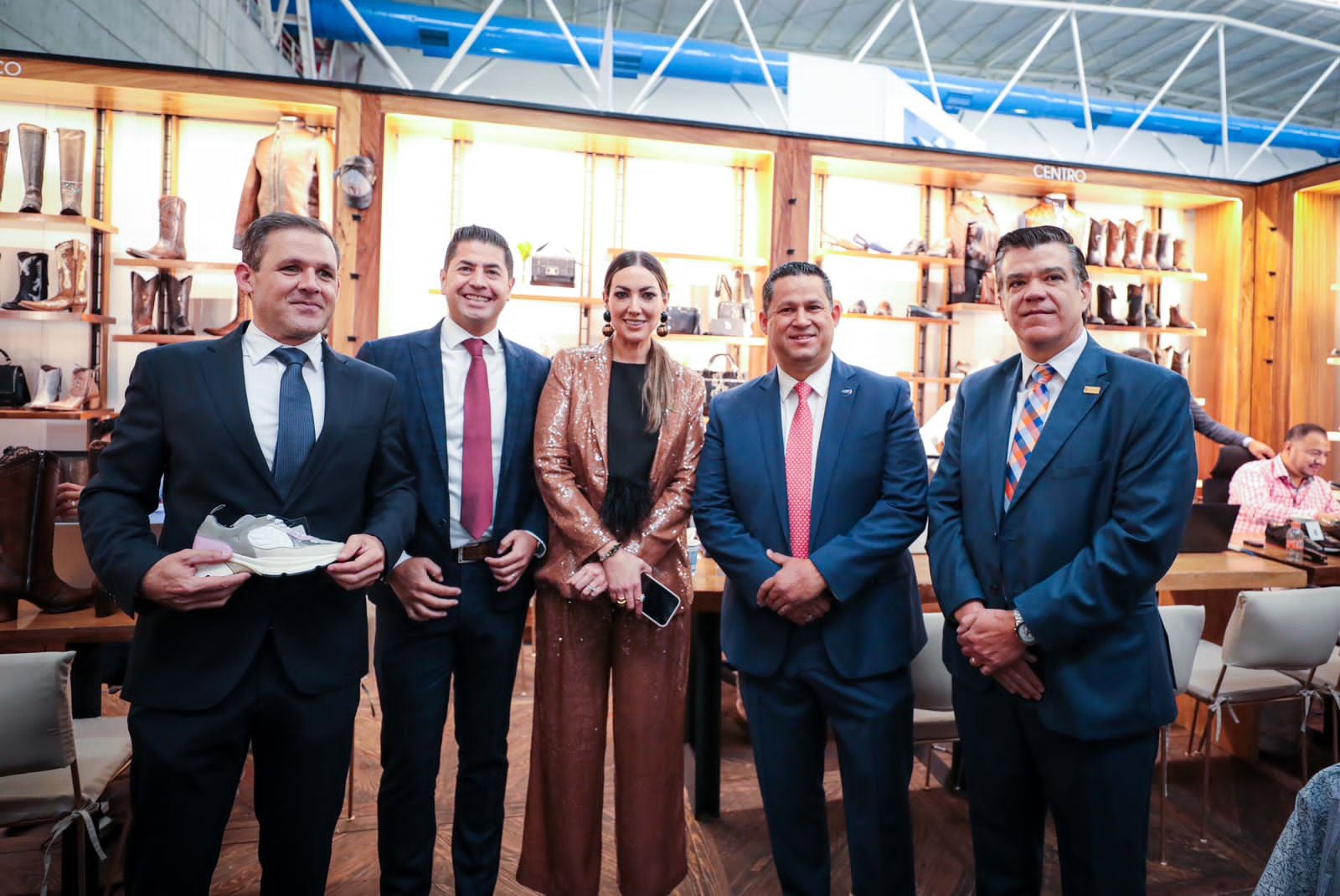 Diego Sinhué Rodríguez destaca apoyos a proyectos vinculados a SAPICA