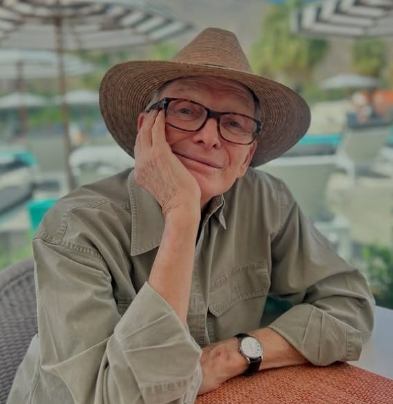 Bob Mackie, diseñador de modas de Estados Unidos