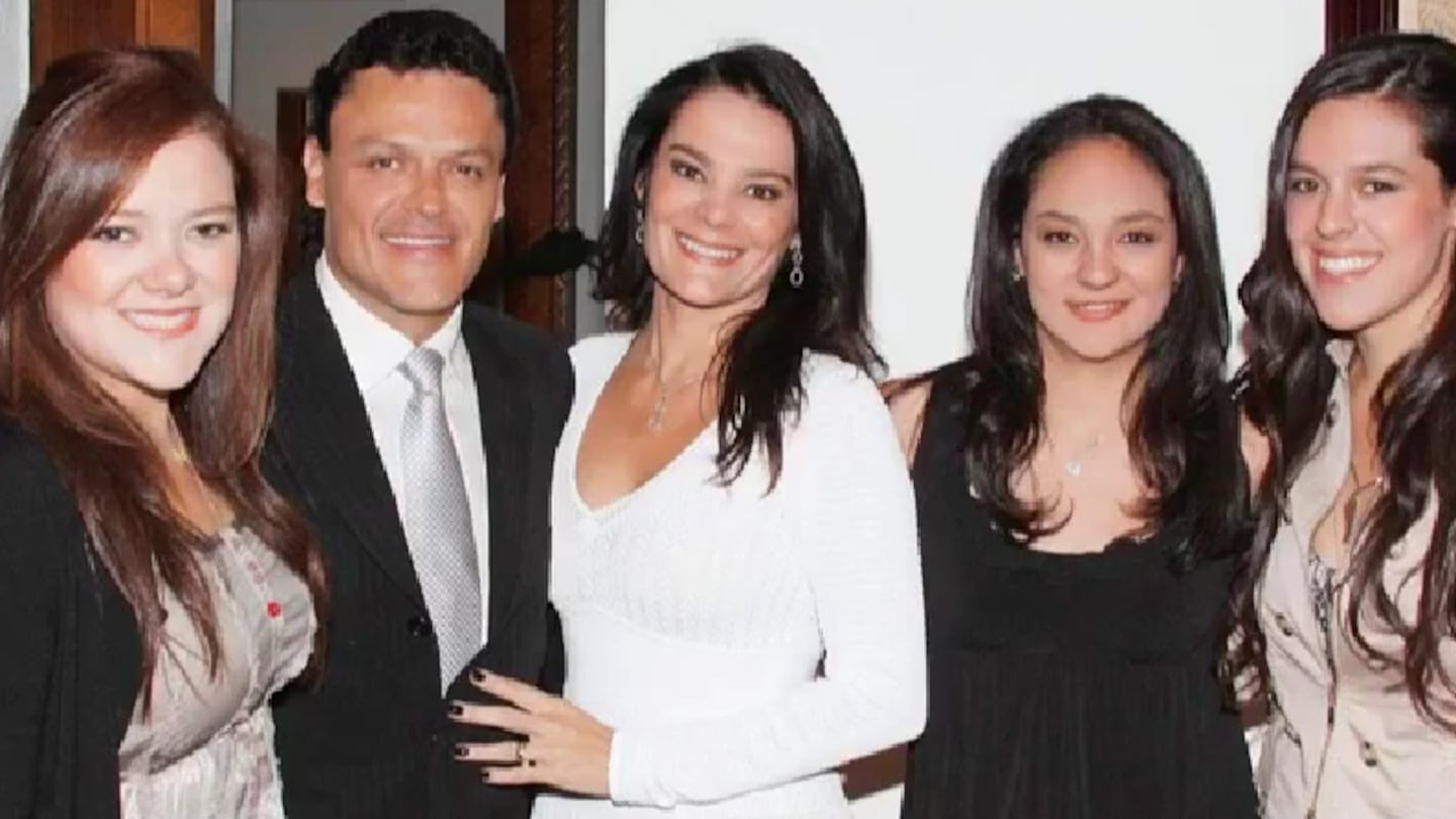 Pedro Fernández no quiso repetir los errores de su papá José Luis Cuevas; así es la relación con sus 3 hijas