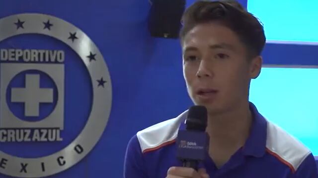 Rodrigo Huescas hablando de su amor al Cruz Azul