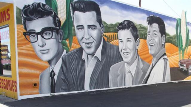 Buddy Holly, 'The Big Bopper' y Ritchie Valens fallecieron en un accidente aéreo