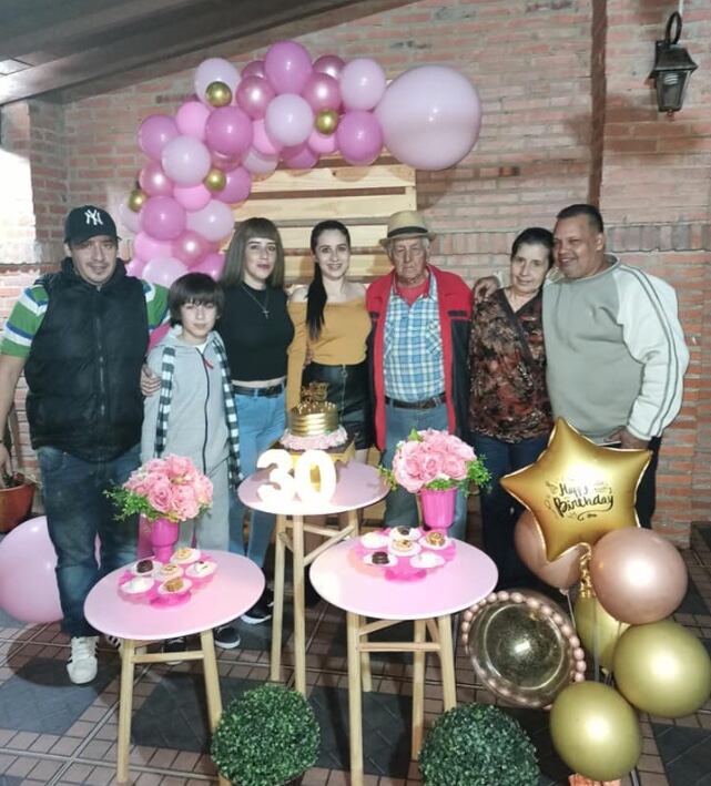Diana Pérez con su familia
