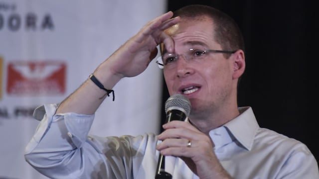 Ricardo Anaya. Investigación en Europa.