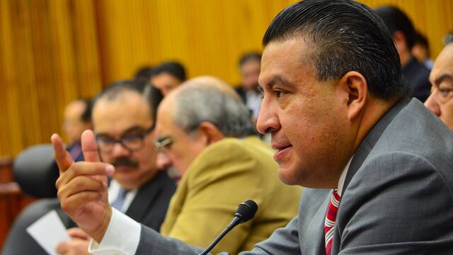 Horacio Duarte, representantes de Morena ante el INE.