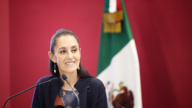 Claudia Sheinbaum critica a la UNAM