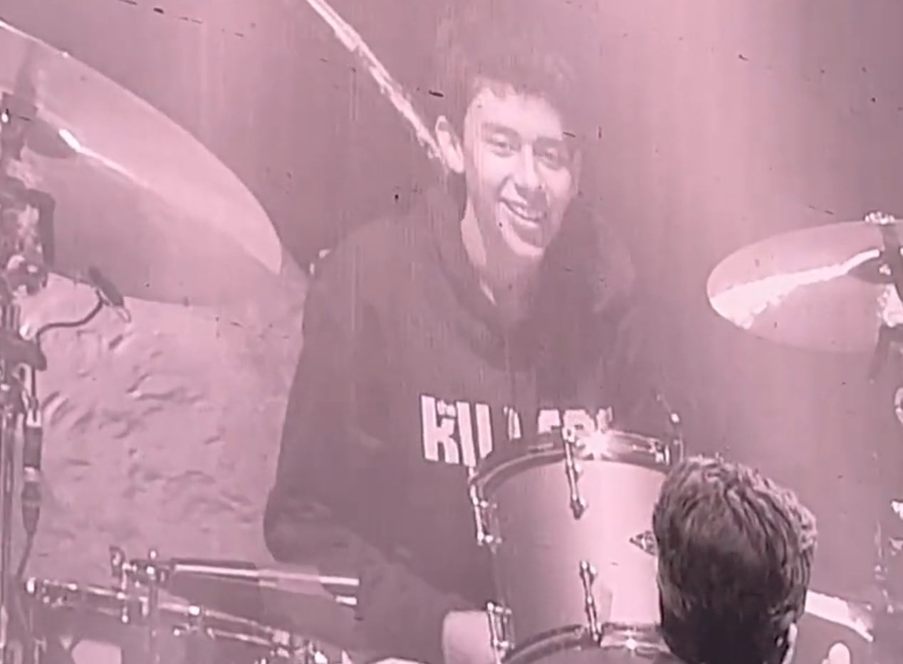 Roberto Ramírez en concierto de The Killers