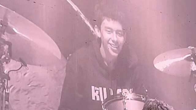 Fan mexicano en concierto de The Killers