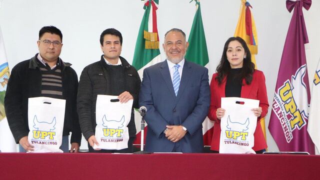 Estudiantes de la Universidad Politécnica de Tulancingo