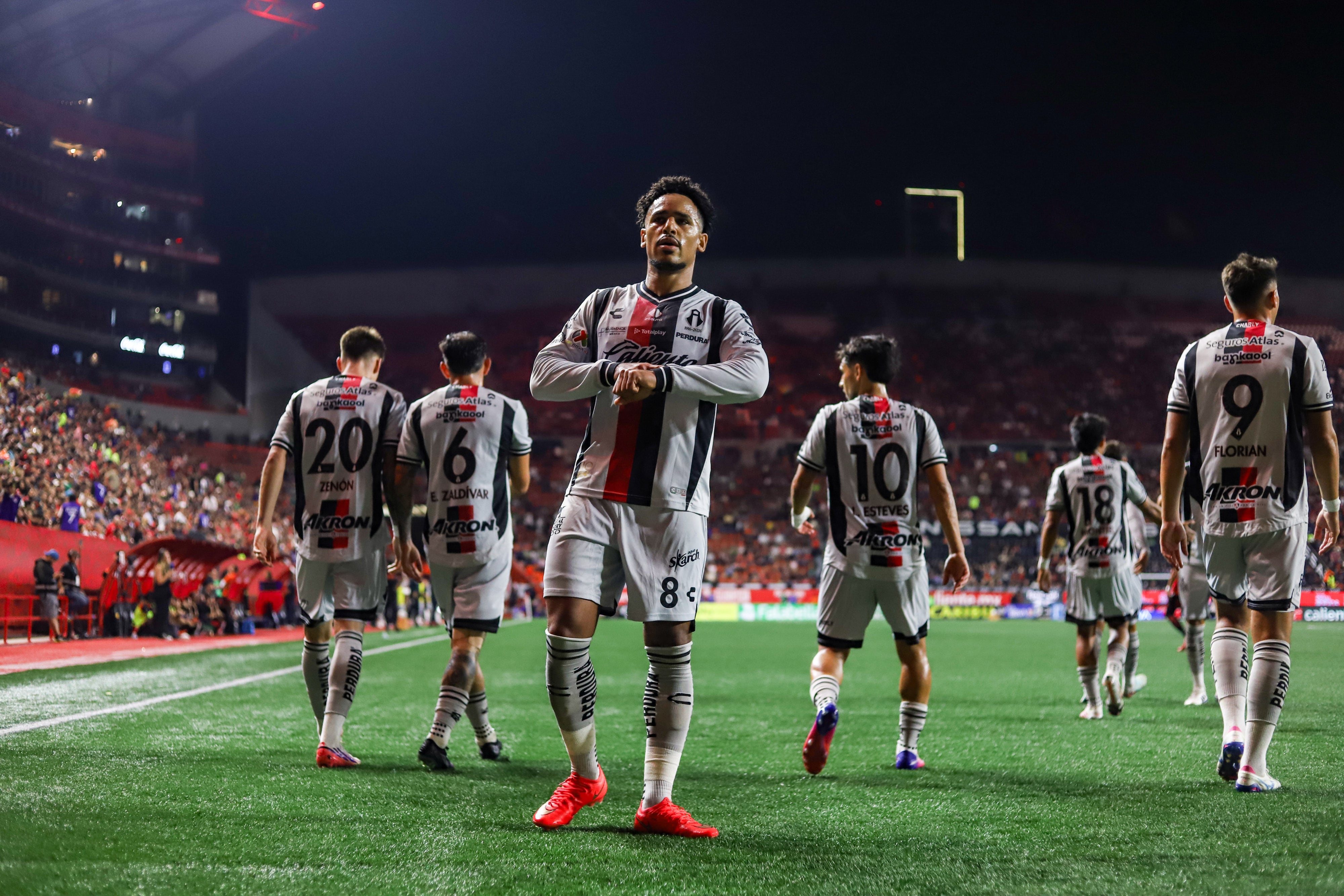 Atlas le da la vuelta a Tijuana y gana 3-2 de visitante.