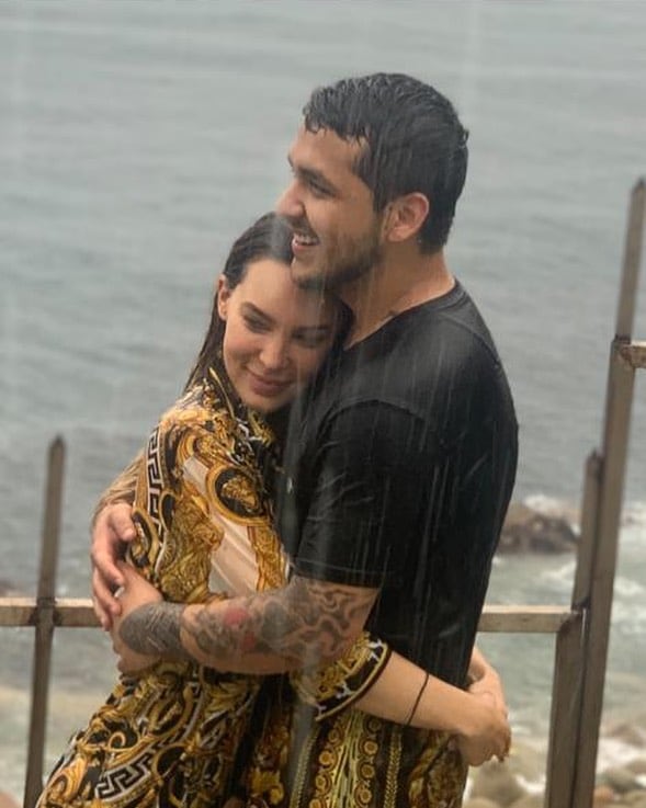 Christian Nodal y Belinda