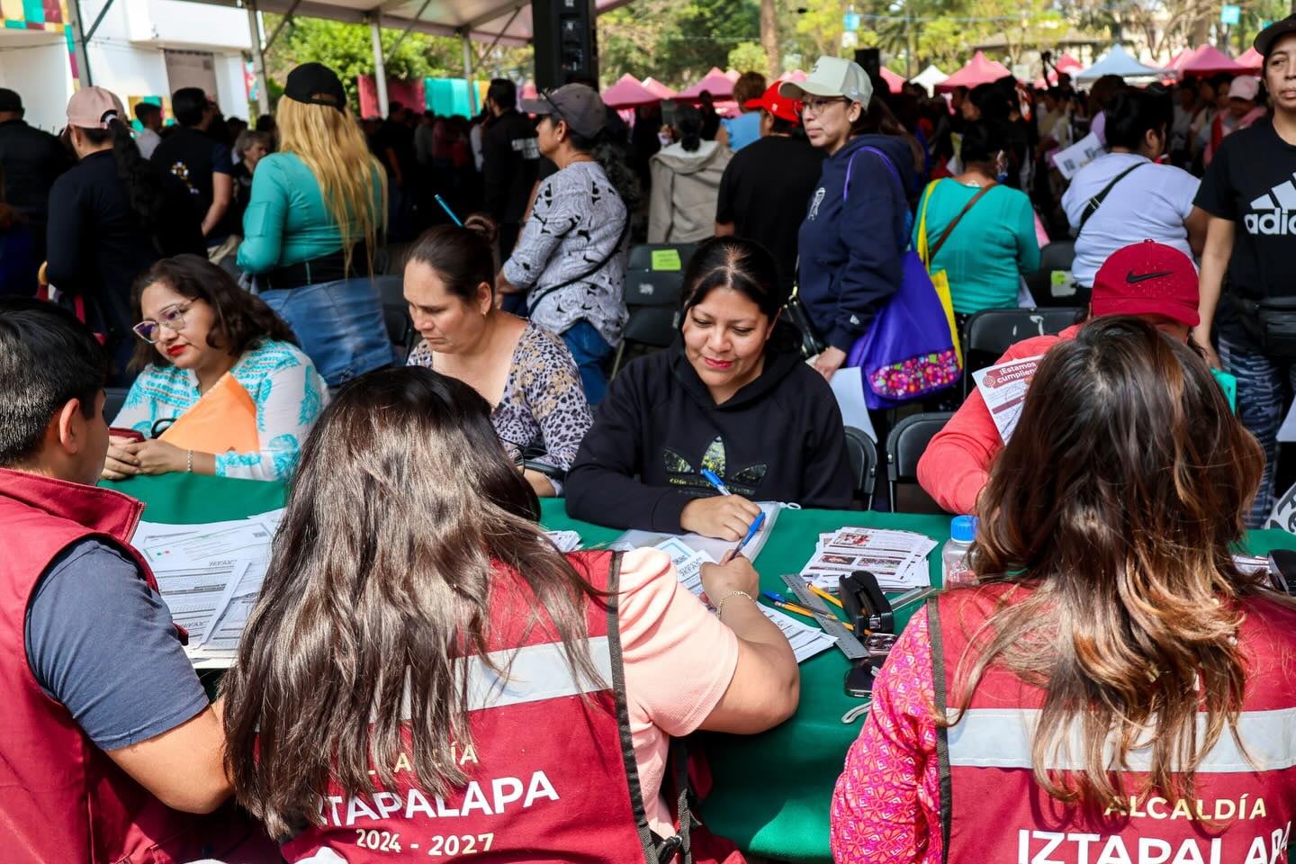 Calendario Jefas de Familia 2026