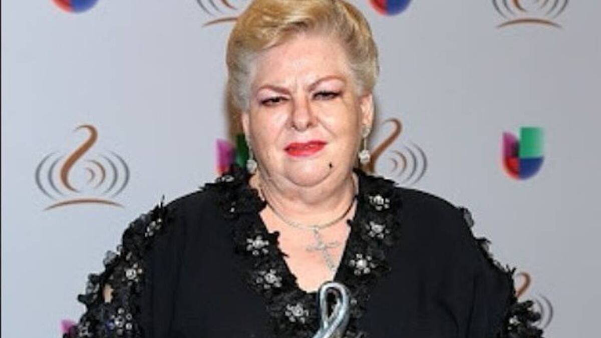 Paquita la del Barrio se escapó de la muerte; ya está fuera de peligro y ella lo confirma