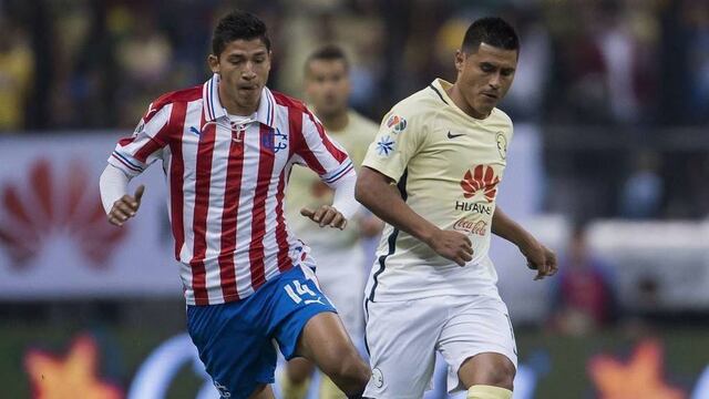 América y Chivas se enfrentaron el domingo