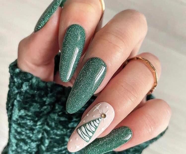 Uñas de Navidad 2023
