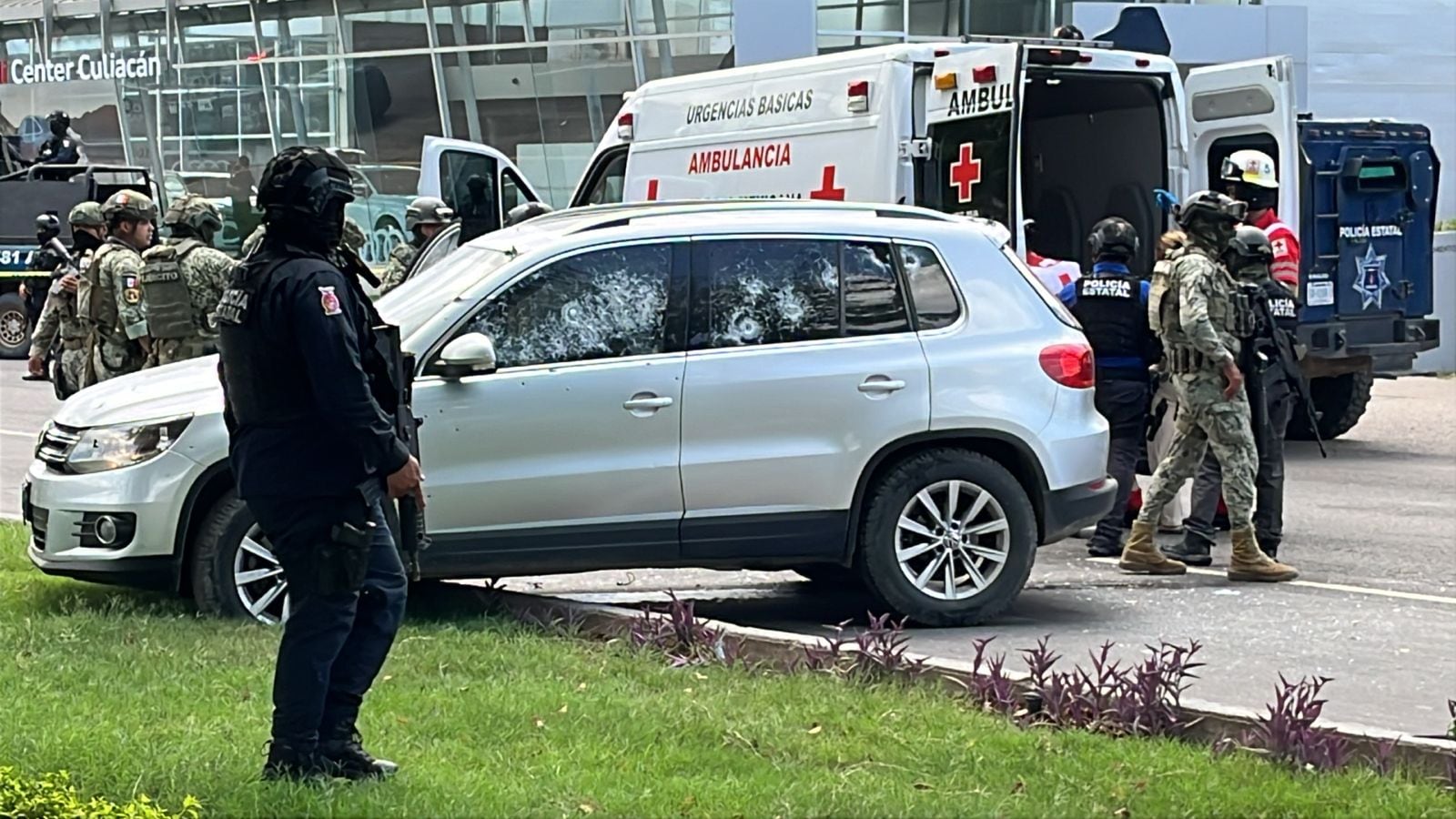 Violencia en Culiacán, Sinaloa, hoy 15 de julio en bulevar Pedro Infante
