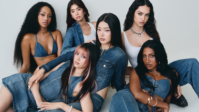 Katseye protagoniza increíble comercial de GAP en YouTube que sus fans creen le dio clase a Sydney Sweeney