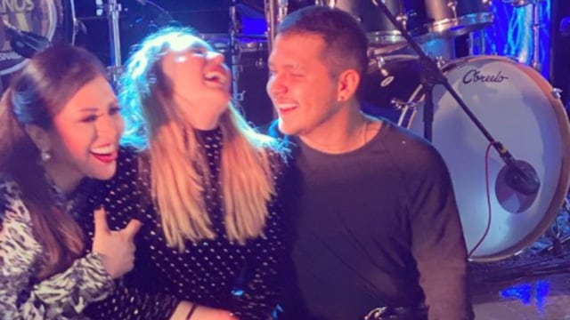 Belinda con la mamá de Christian Nodal, Cristina Nodal.