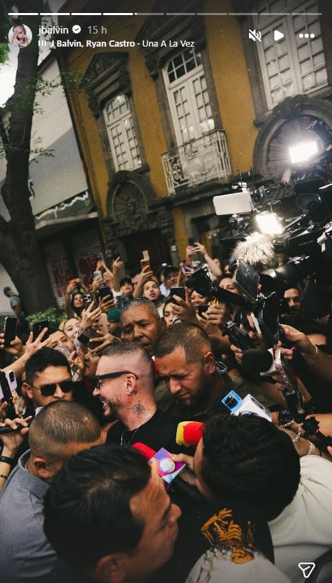 J Balvin visita el Mercado Medellín en la Roma previo a sus conciertos en México