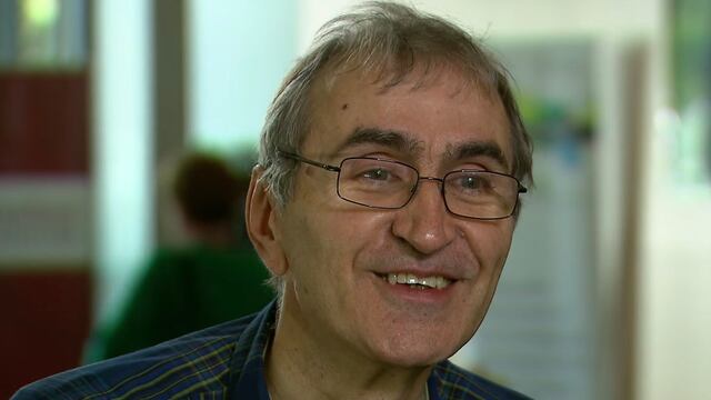Héctor García Molina(1954-2019) brindó desde la asesoría, así como el equipamiento a Larry Page y Sergey Brin, creadores del Google.