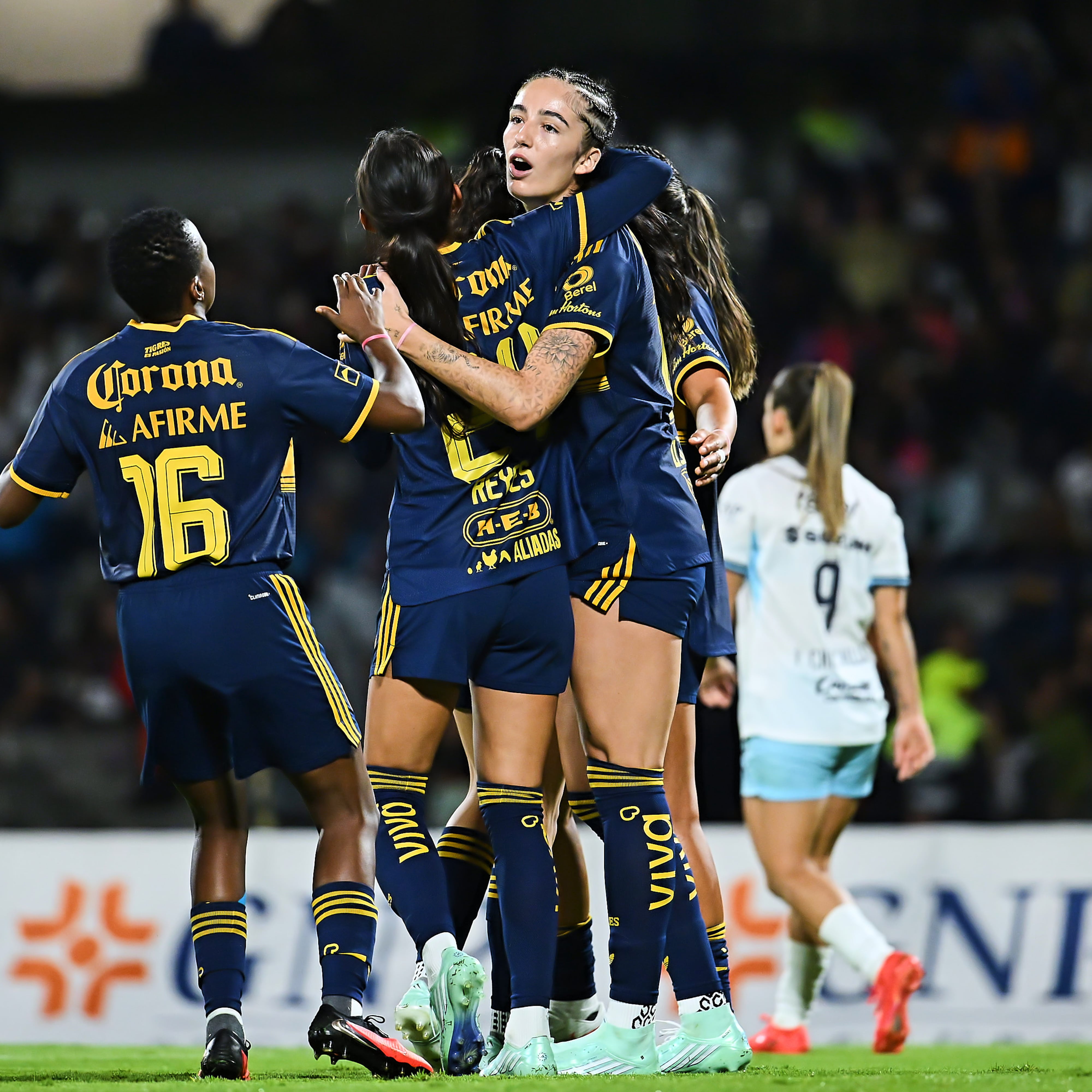 Tigres golea a Pumas y obtiene el liderato del Grupo A de la Liga Femenil BBVA