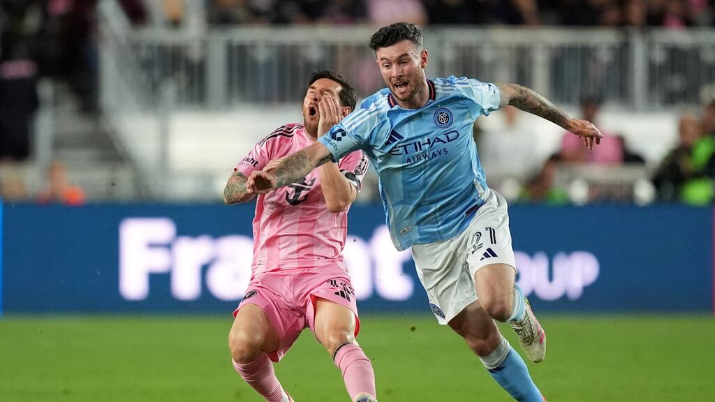 Una más de Messi y sus amigos; ahora trataron de intimidar a Maxi Moralez en la MLS