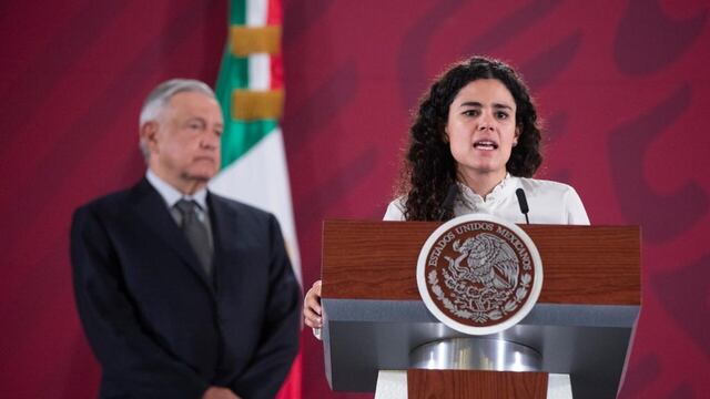 Luisa María Alcalde, titular de la STPS.