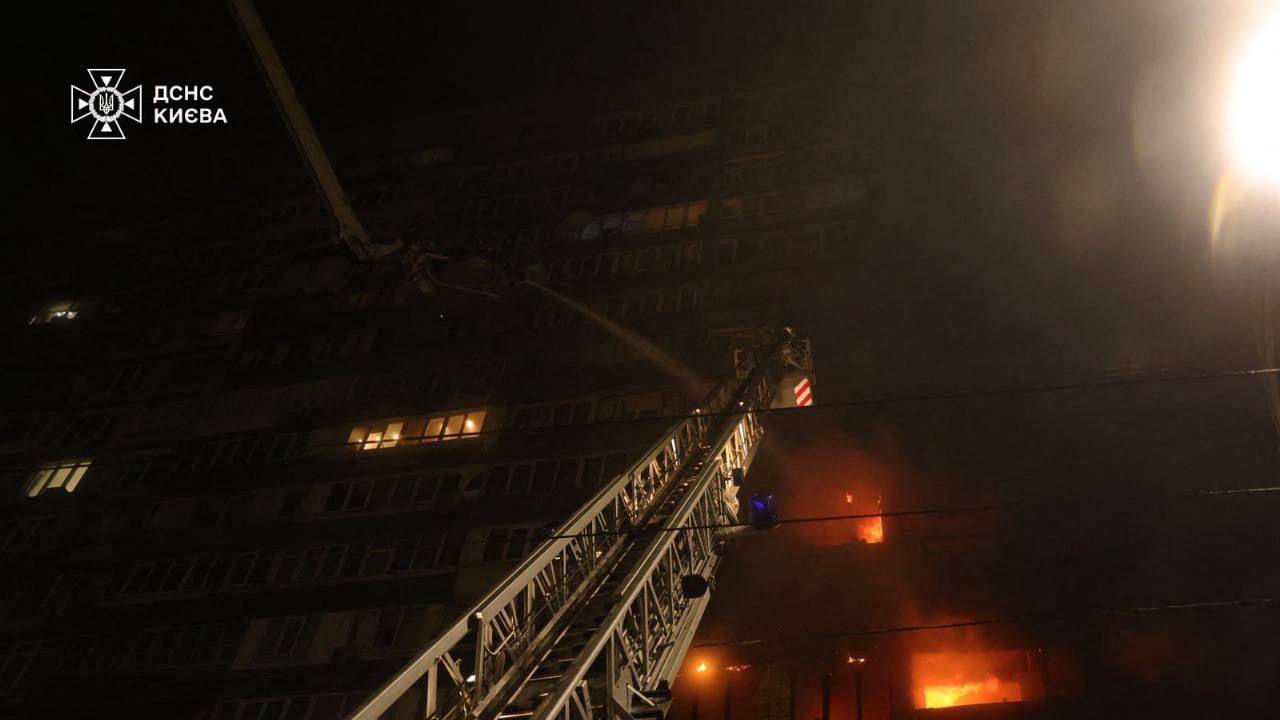 Ataque ruso masivo golpea la infraestructura energética de Ucrania