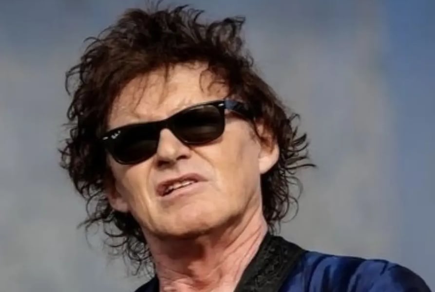 Peter Byrne, vocalista de Naked Eyes