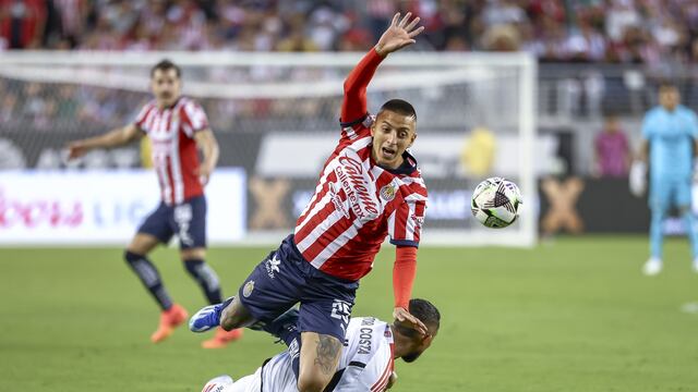 Roberto Alvarado, en el partido de Chivas en Leagues Cup.