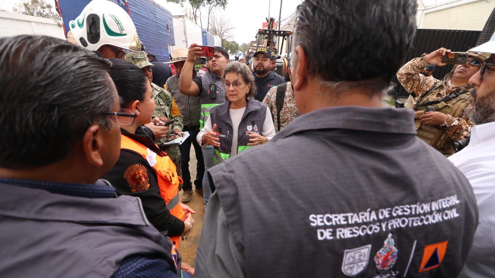 Pemex atiende reporte de olor a hidrocarburo en Iztacalco